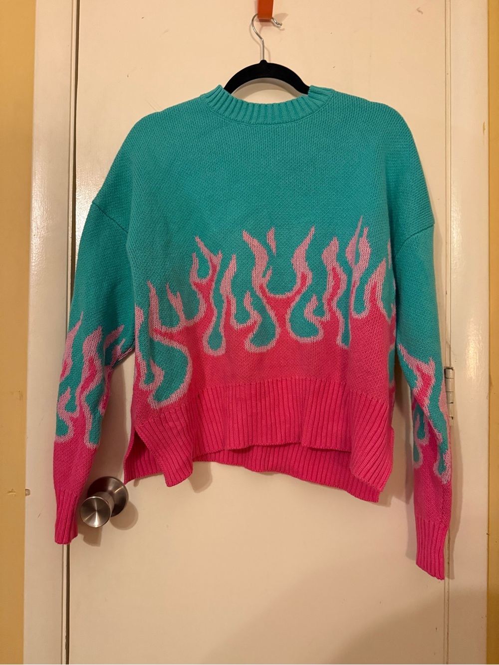 Beach Riot Callie Knit Sweater in the Fandango Flames Size S